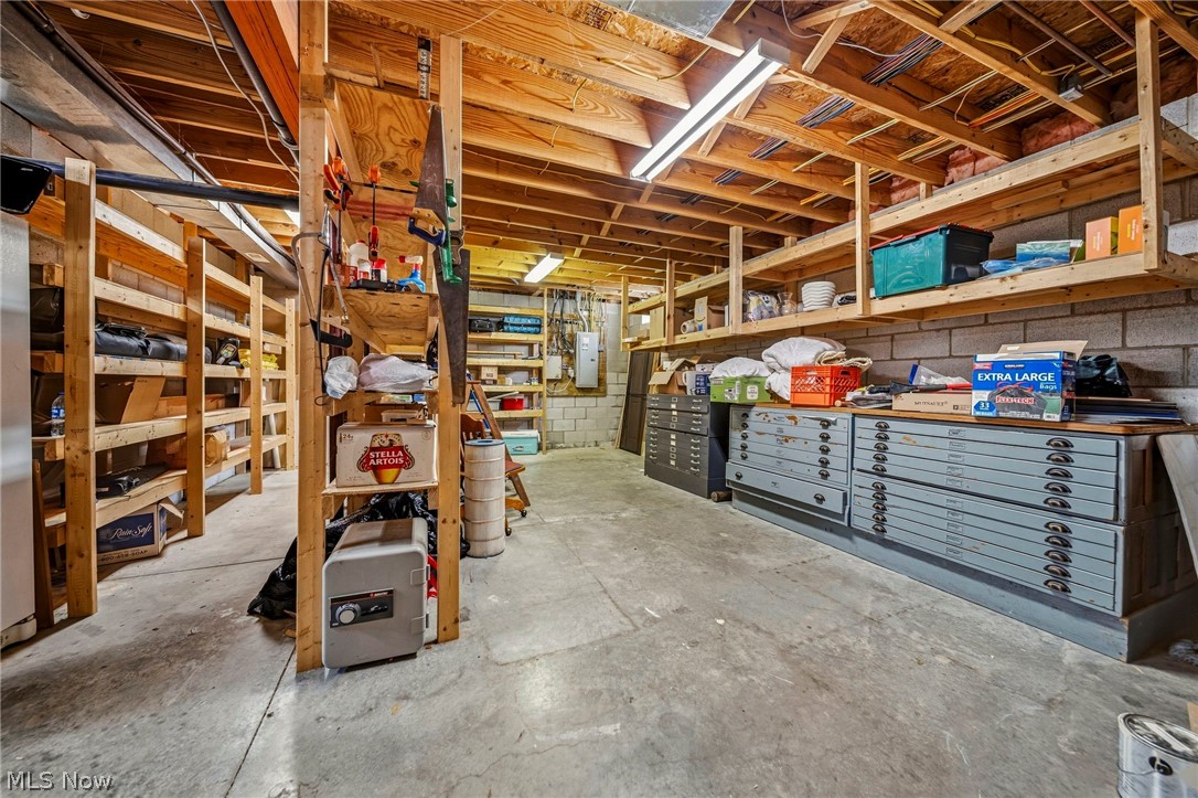 1796 Van Pelt Road Geneva OH 44041