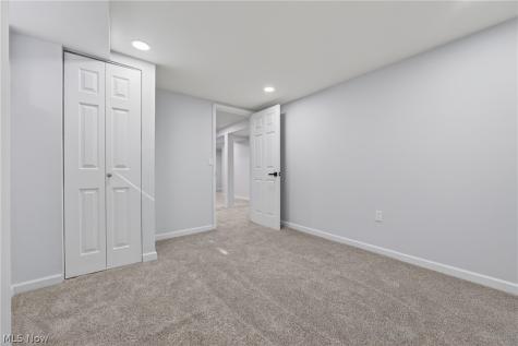 3226 W Ridgewood Drive Parma OH 44134