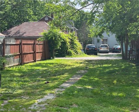 2135 W 96th Street Cleveland OH 44102