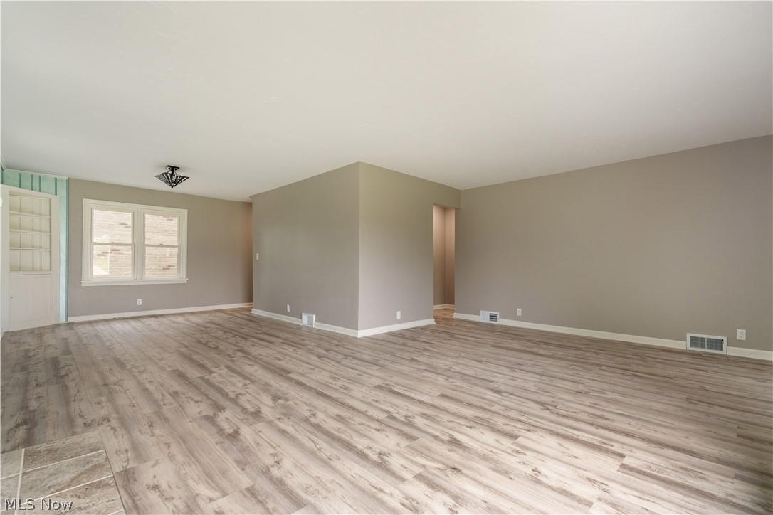 2607 Lakeside Avenue NW Canton OH 44708