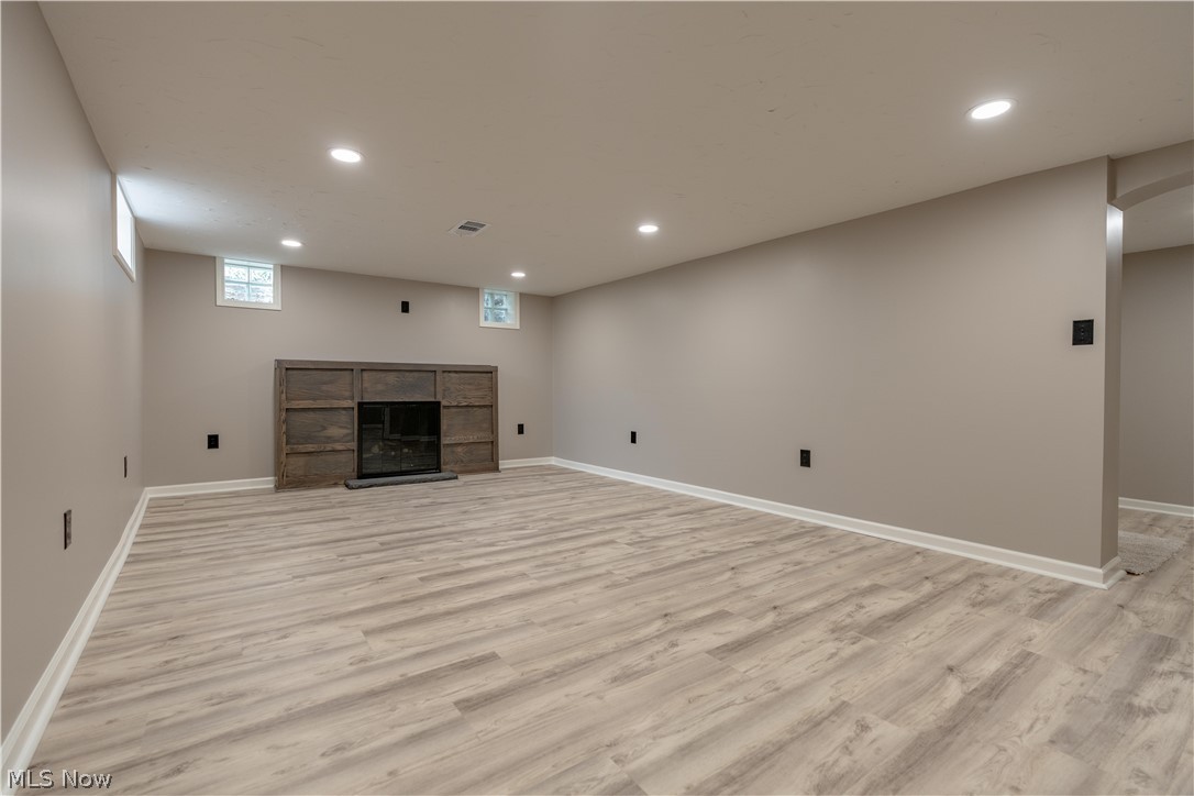 2607 Lakeside Avenue NW Canton OH 44708
