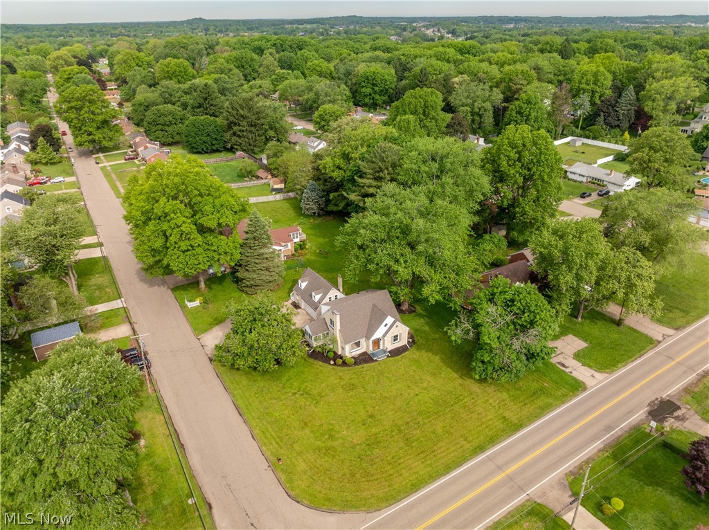 2607 Lakeside Avenue NW Canton OH 44708