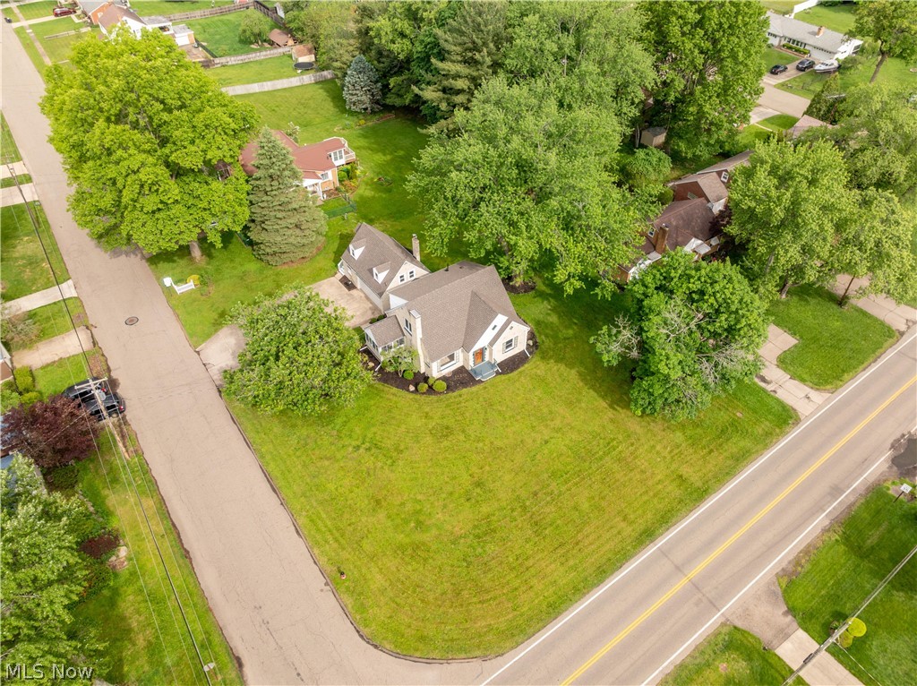 2607 Lakeside Avenue NW Canton OH 44708