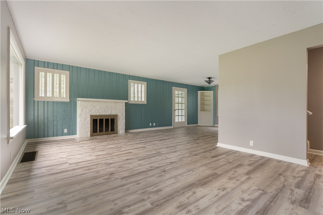2607 Lakeside Avenue NW Canton OH 44708