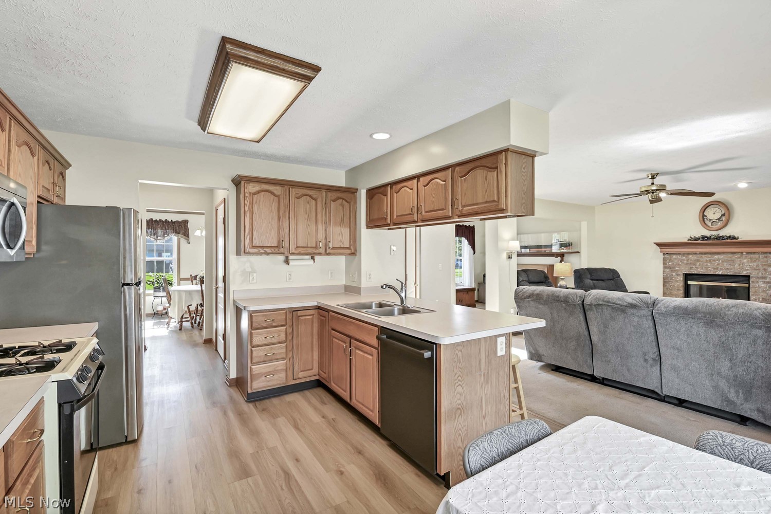 347 Pemberton Drive Elyria OH 44035