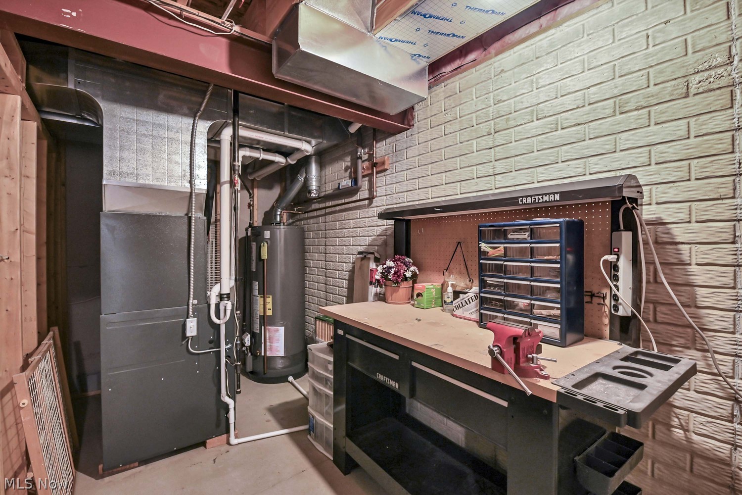 347 Pemberton Drive Elyria OH 44035