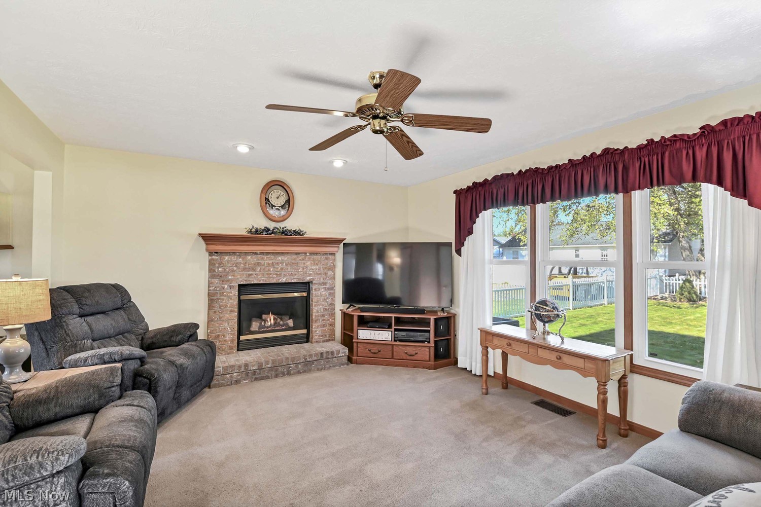347 Pemberton Drive Elyria OH 44035