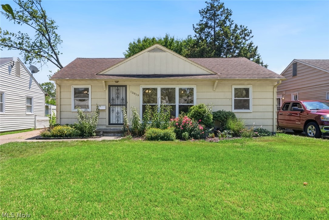 13819 Elsetta Avenue Cleveland OH 44135