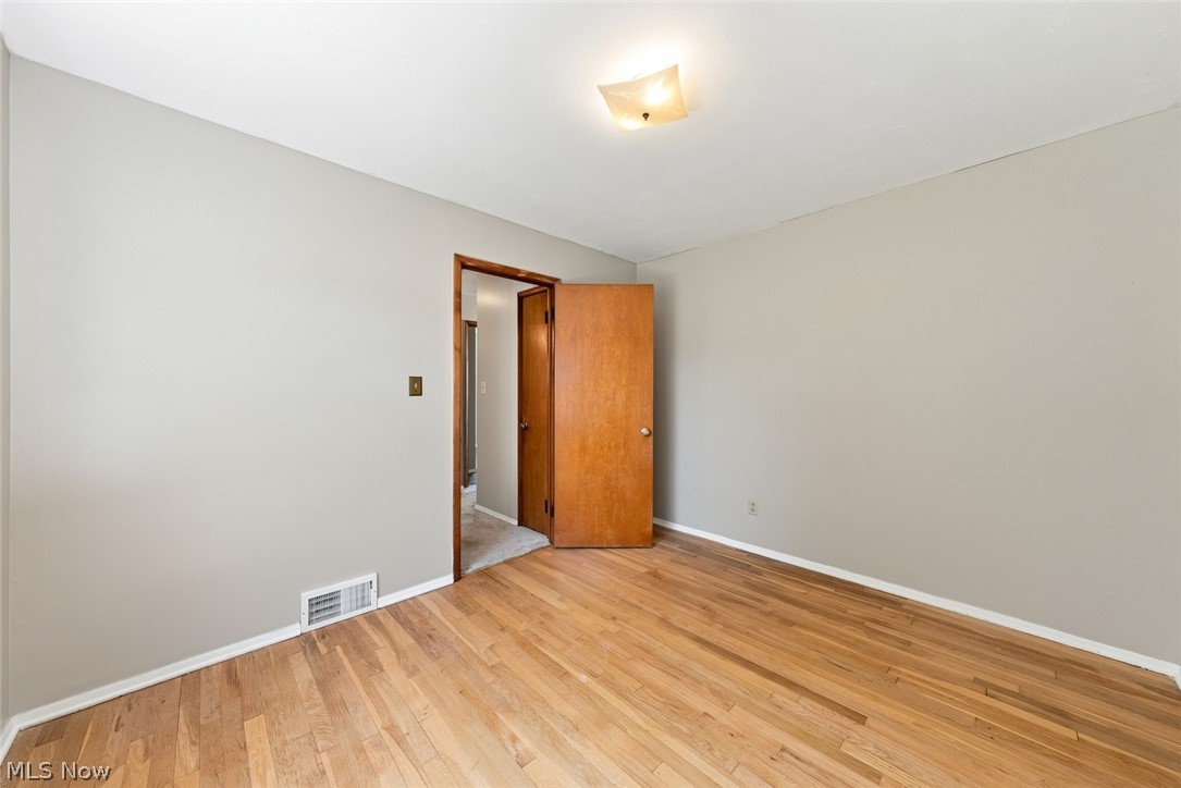 13819 Elsetta Avenue Cleveland OH 44135