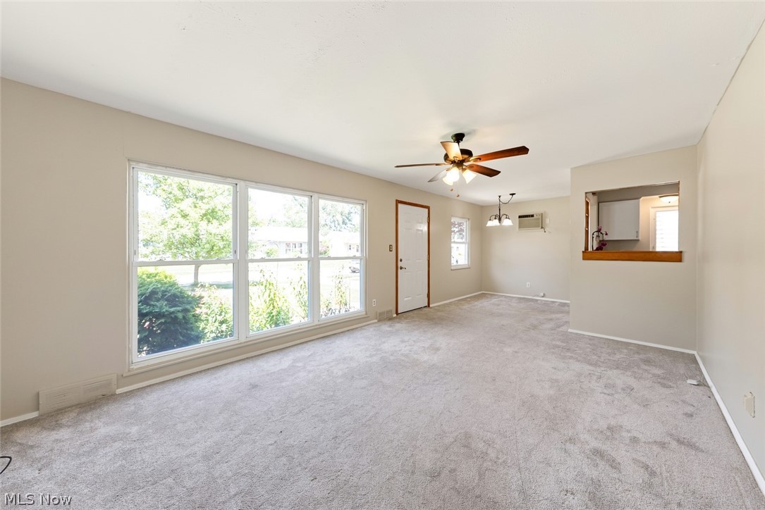 13819 Elsetta Avenue Cleveland OH 44135