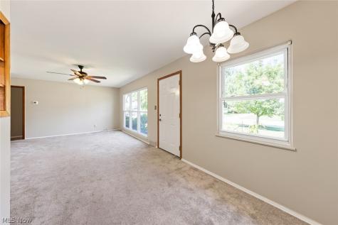 13819 Elsetta Avenue Cleveland OH 44135