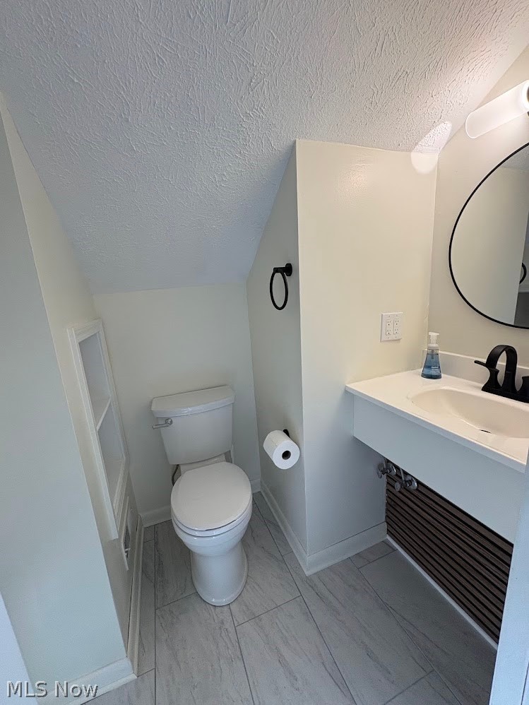 2652 Carmen Drive Rocky River OH 44116