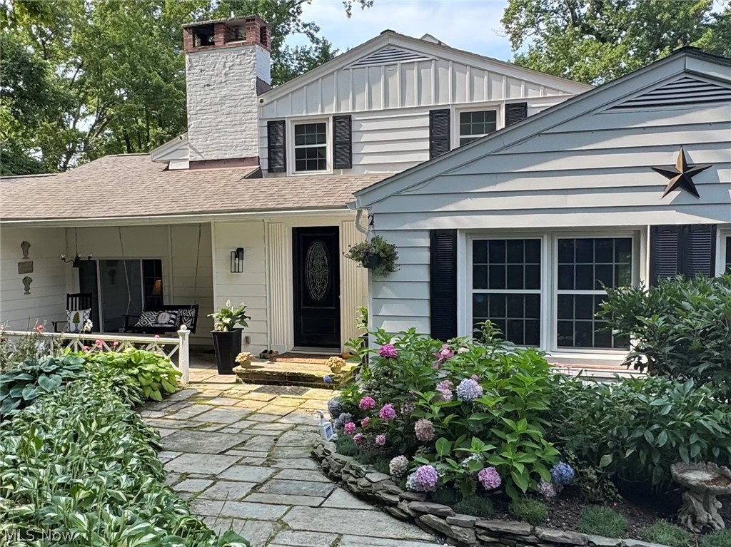8374 Lucerne Drive Chagrin Falls OH 44023