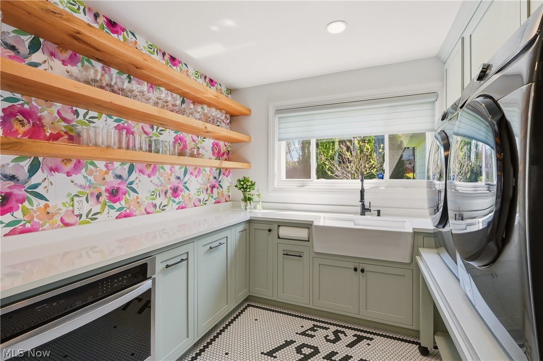 8374 Lucerne Drive Chagrin Falls OH 44023