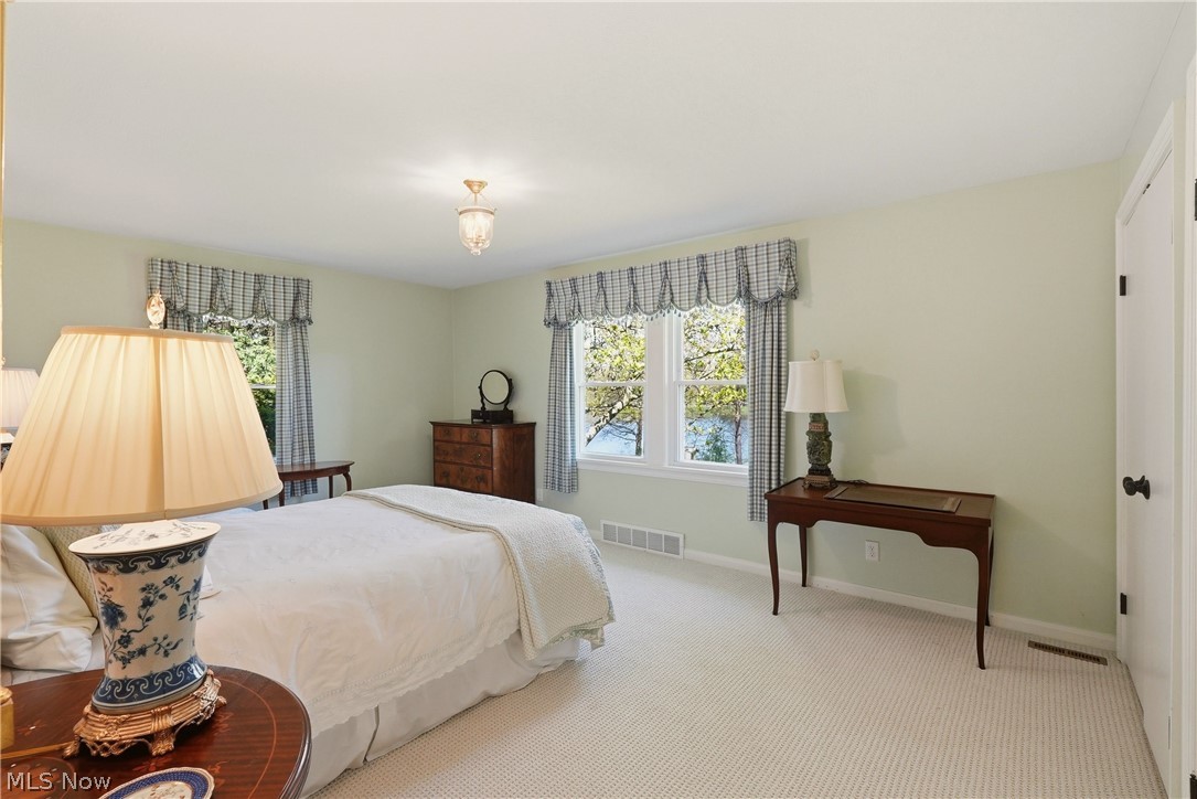 8374 Lucerne Drive Chagrin Falls OH 44023