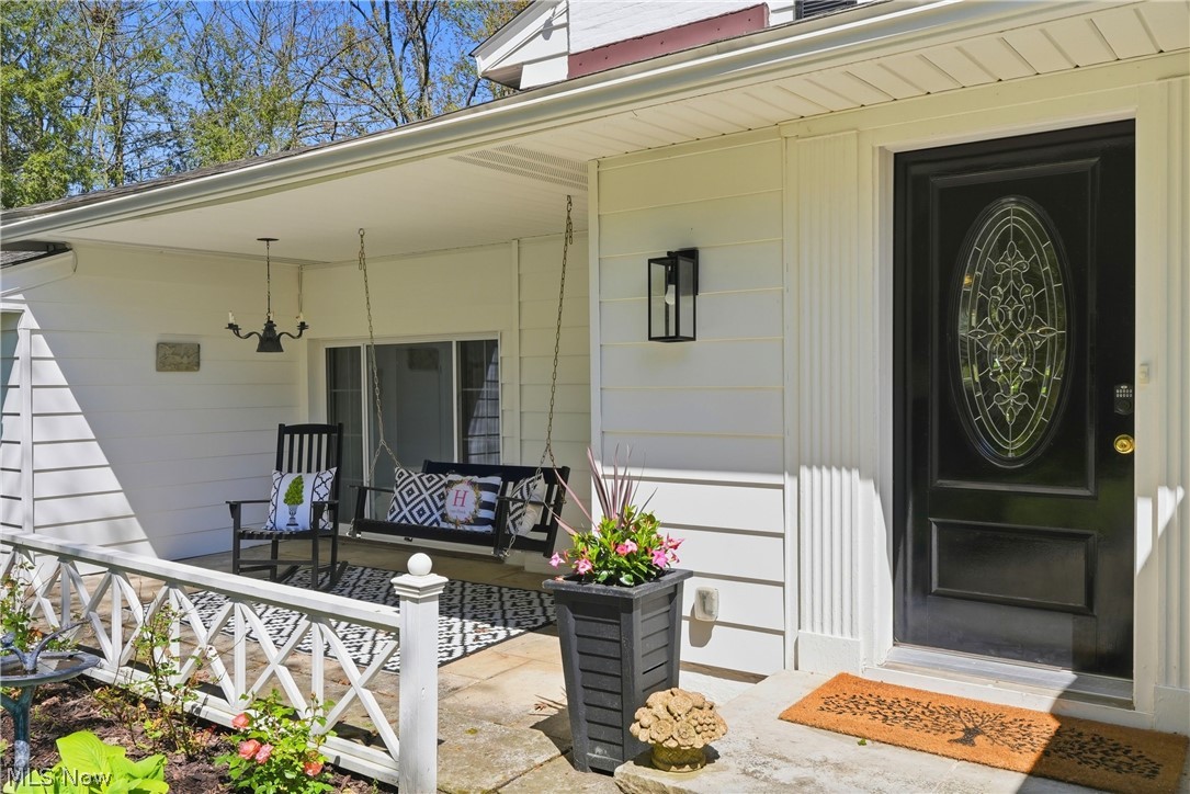 8374 Lucerne Drive Chagrin Falls OH 44023