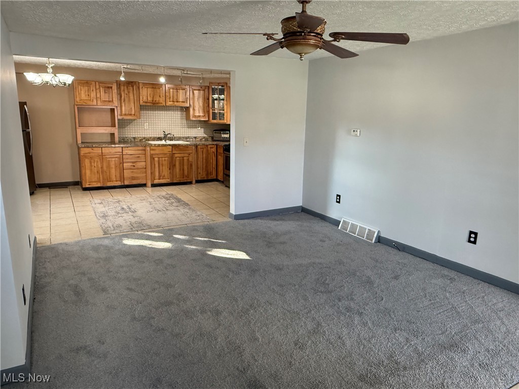 4484 W 53rd Street Cleveland OH 44144