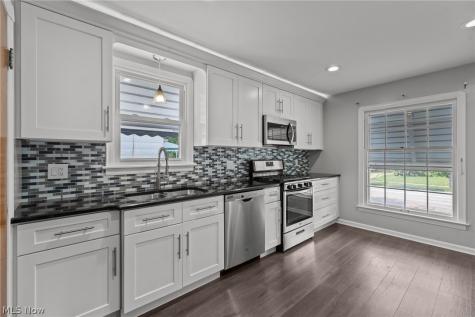 3261 Berea Road Cleveland OH 44111