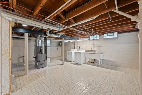 3261 Berea Road Cleveland OH 44111