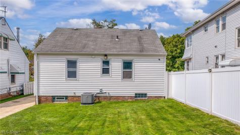 3261 Berea Road Cleveland OH 44111