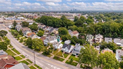 3261 Berea Road Cleveland OH 44111