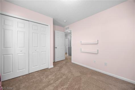 6715 High Perch Drive North Ridgeville OH 44039
