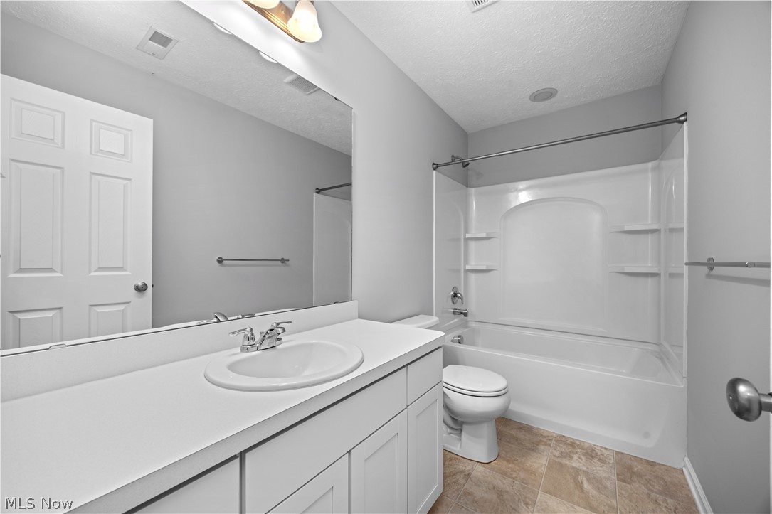 6715 High Perch Drive North Ridgeville OH 44039