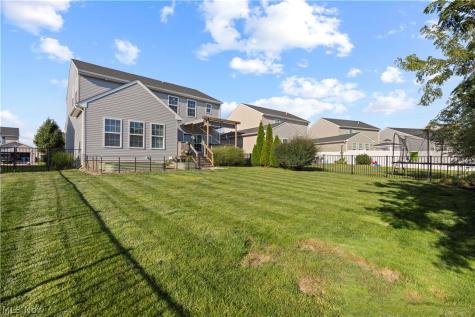 6715 High Perch Drive North Ridgeville OH 44039