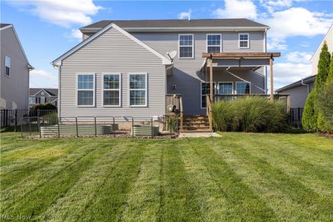 6715 High Perch Drive North Ridgeville OH 44039
