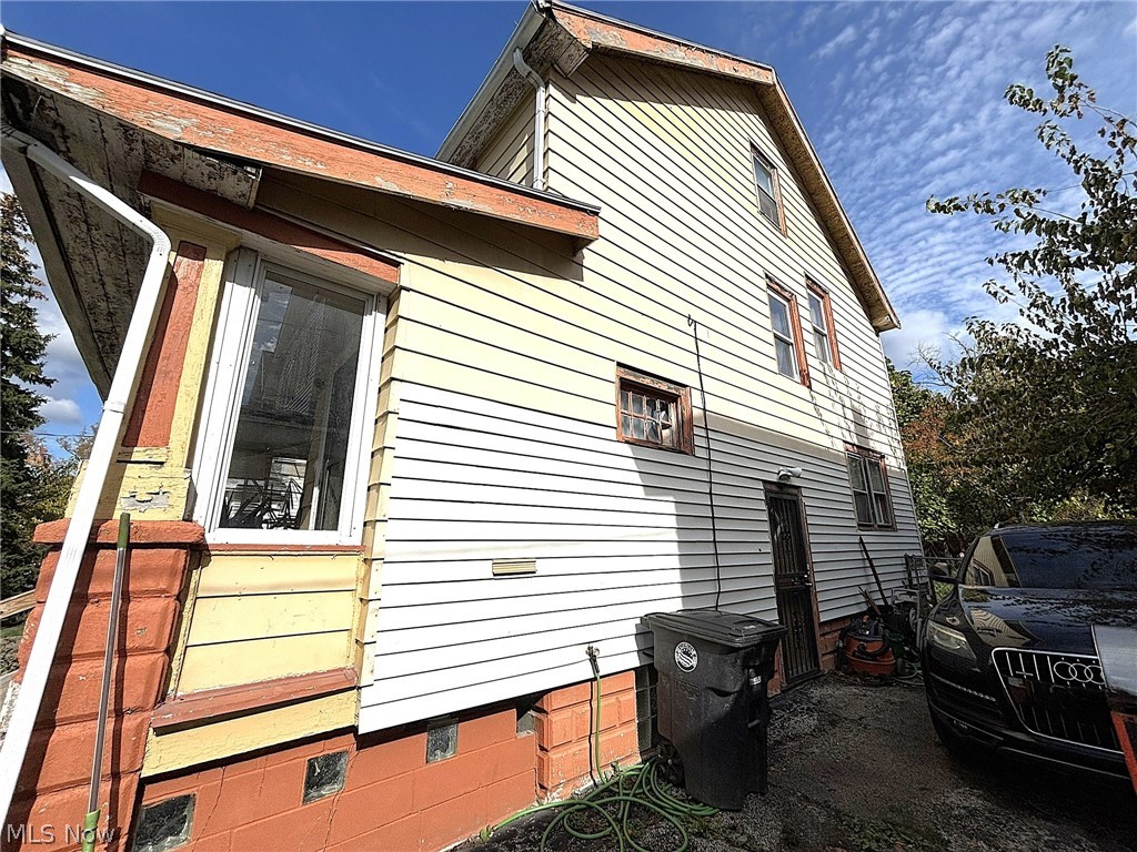 3309 E 137th Street Cleveland OH 44108