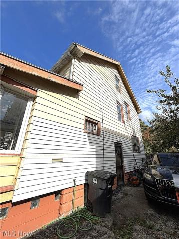 3309 E 137th Street Cleveland OH 44108