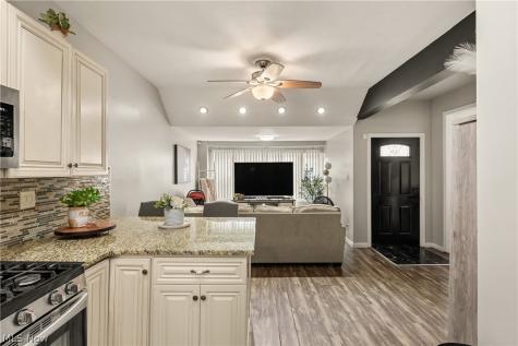 4626 Warner Road Garfield Heights OH 44125