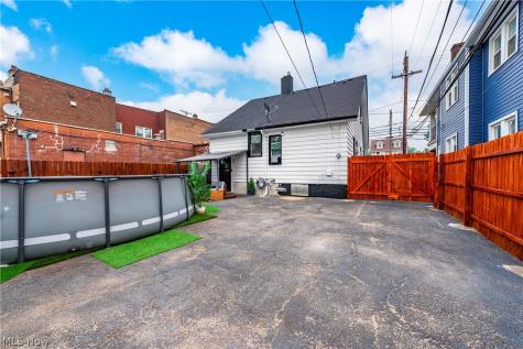 4626 Warner Road Garfield Heights OH 44125