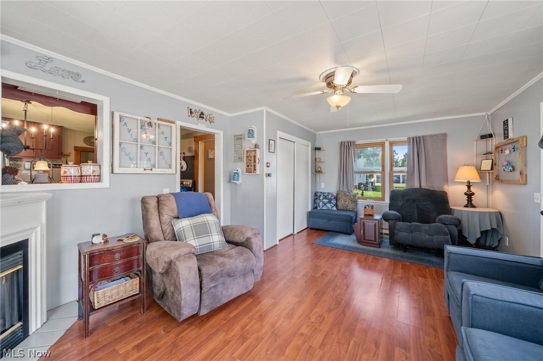3051 Perrydale Street NW Uniontown OH 44685
