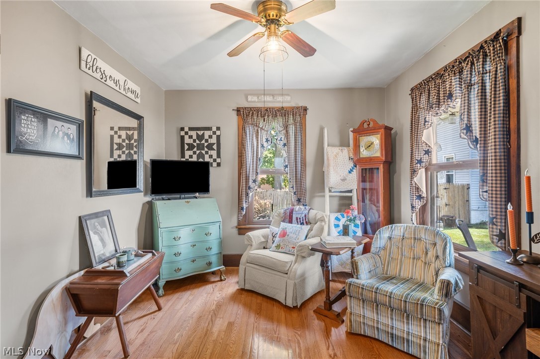 3051 Perrydale Street NW Uniontown OH 44685