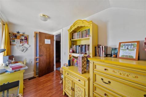 3051 Perrydale Street NW Uniontown OH 44685