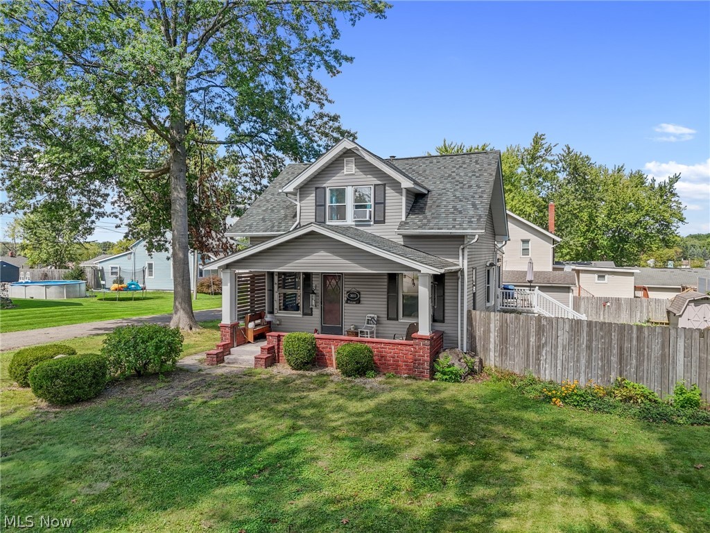 3051 Perrydale Street NW Uniontown OH 44685