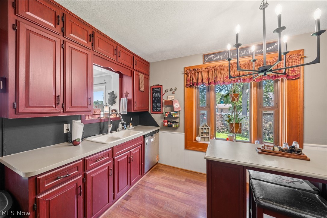 3051 Perrydale Street NW Uniontown OH 44685