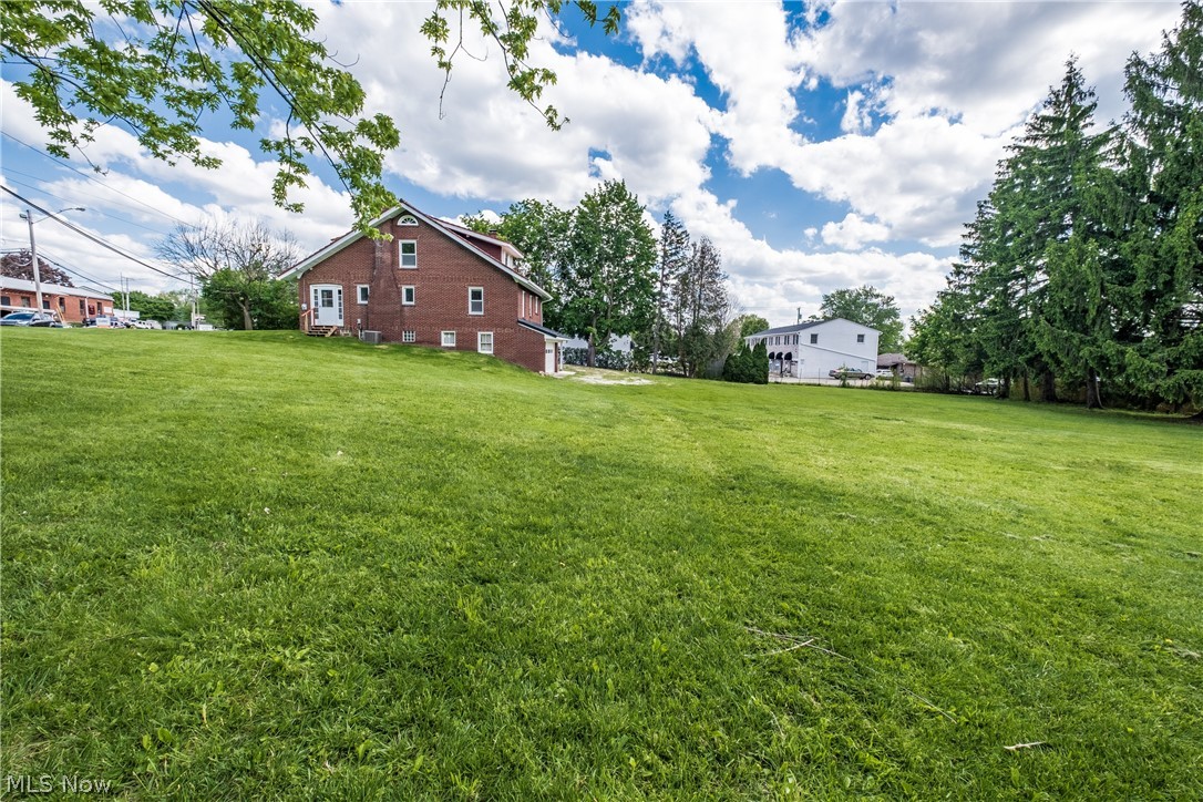 545 Pittsburg Avenue NW North Canton OH 44720