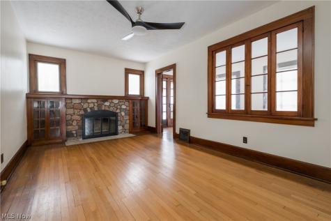 545 Pittsburg Avenue NW North Canton OH 44720