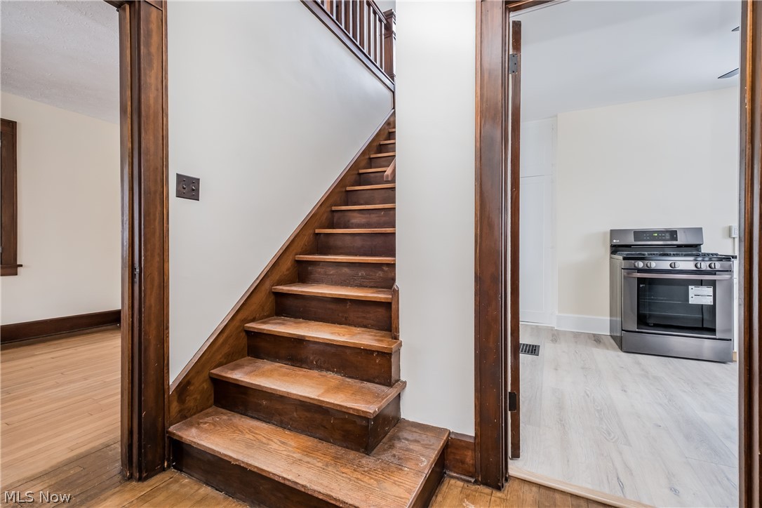 545 Pittsburg Avenue NW North Canton OH 44720