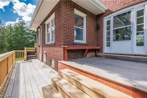 545 Pittsburg Avenue NW North Canton OH 44720