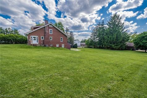545 Pittsburg Avenue NW North Canton OH 44720