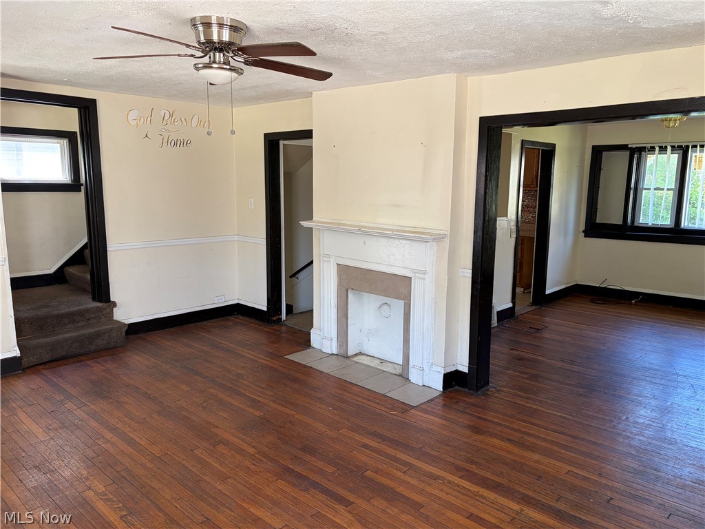 11905 Shadeland Avenue Cleveland OH 44108