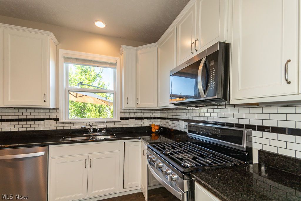 8024 Heatherglen Drive Mentor OH 44060