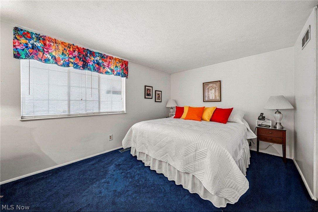 5487 Oak Ridge Drive Willoughby OH 44094