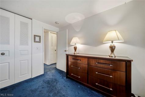 5487 Oak Ridge Drive Willoughby OH 44094