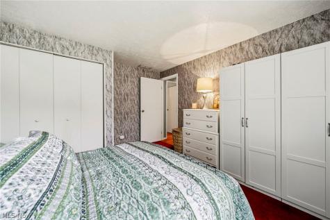 5487 Oak Ridge Drive Willoughby OH 44094