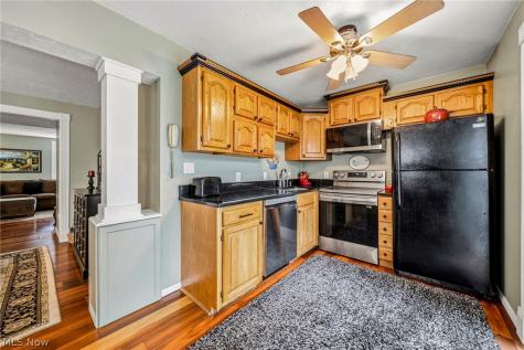 5487 Oak Ridge Drive Willoughby OH 44094