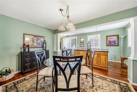 5487 Oak Ridge Drive Willoughby OH 44094